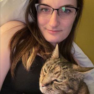 Meet your Posher, Jillian